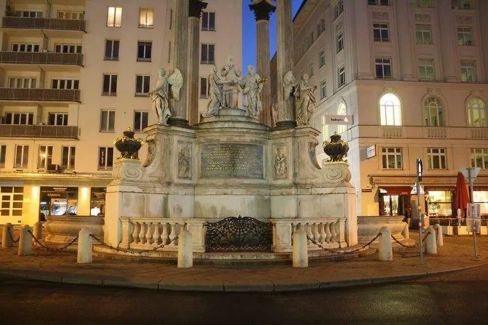 Apartment Marc-Aurel-Strasse Vienna Austria